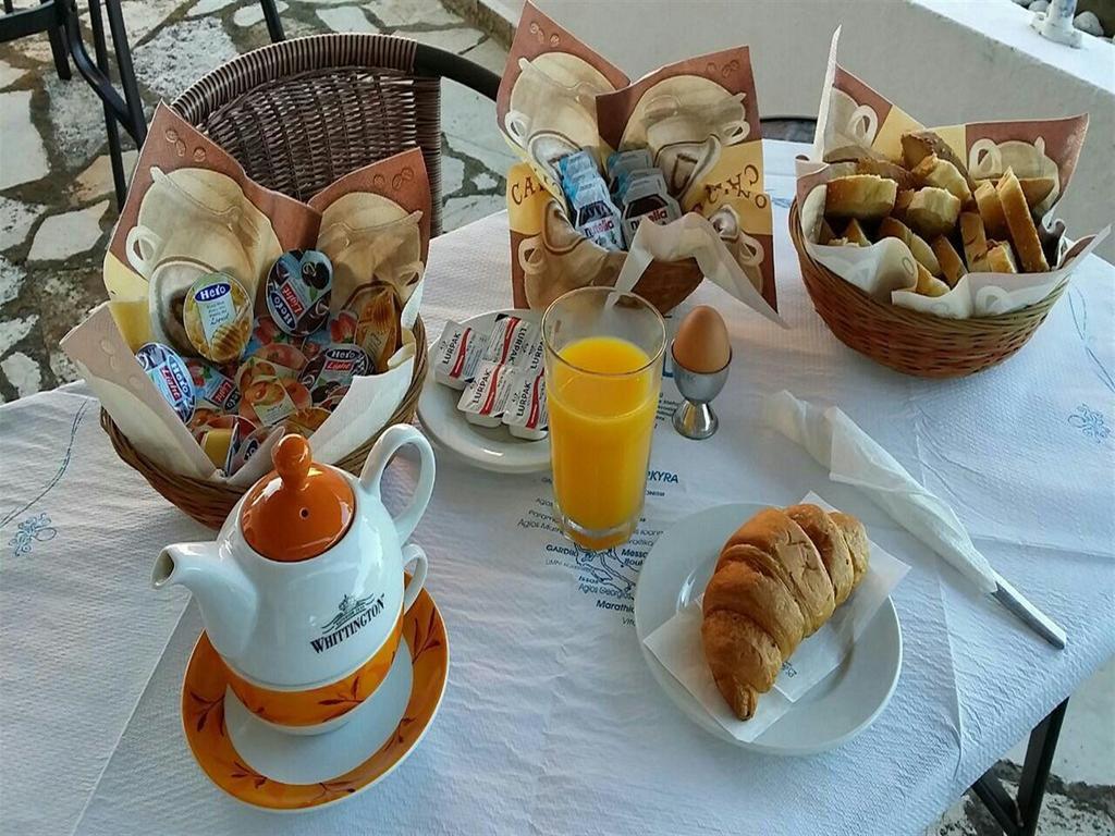 Thomas Art Hotel 펠레카스 외부 사진
