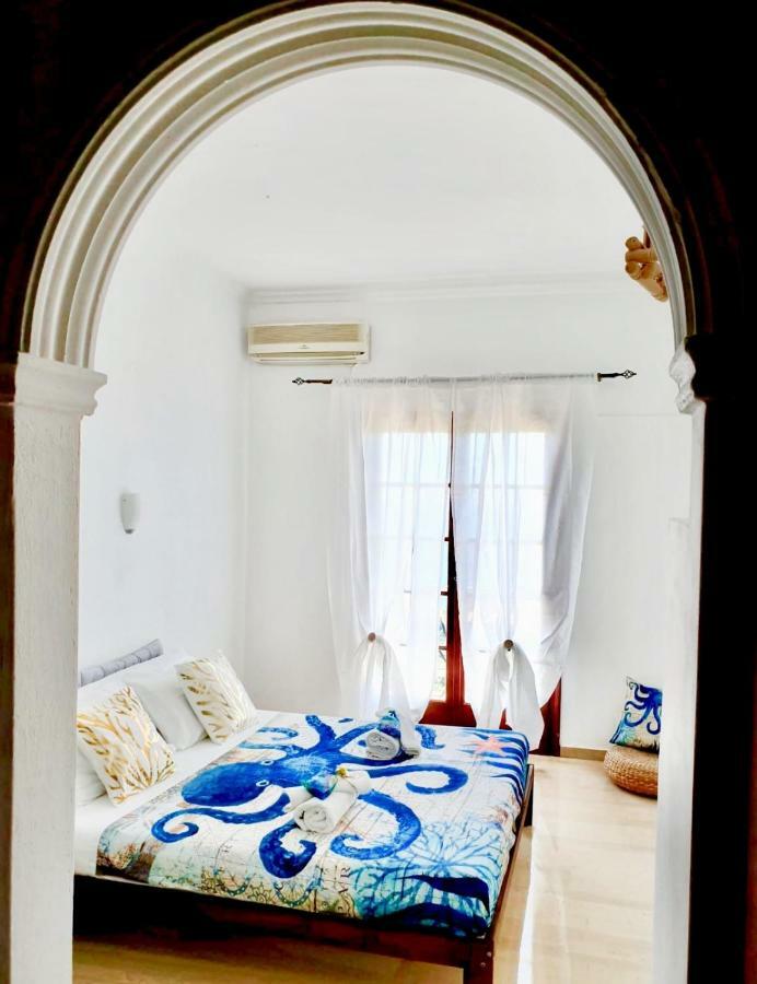 Thomas Art Hotel 펠레카스 외부 사진